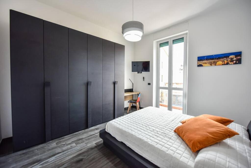 Benvenuti Casa Leo - Elegante Appartamento Turín Exterior foto