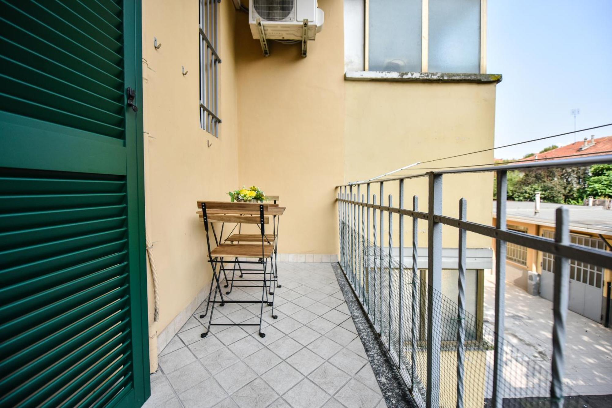 Benvenuti Casa Leo - Elegante Appartamento Turín Exterior foto