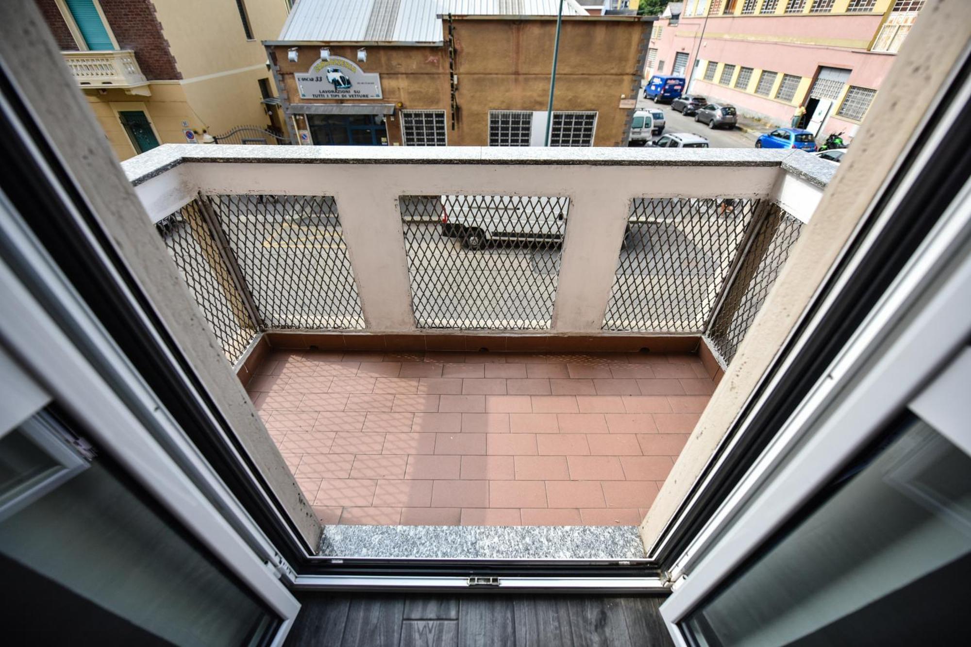 Benvenuti Casa Leo - Elegante Appartamento Turín Exterior foto