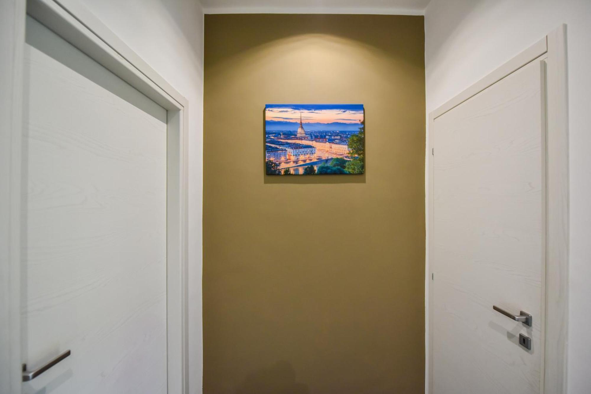 Benvenuti Casa Leo - Elegante Appartamento Turín Exterior foto