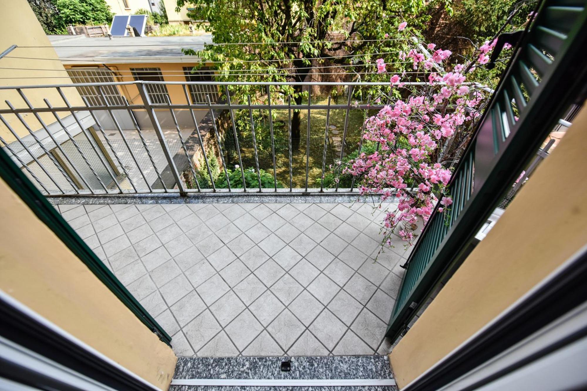 Benvenuti Casa Leo - Elegante Appartamento Turín Exterior foto